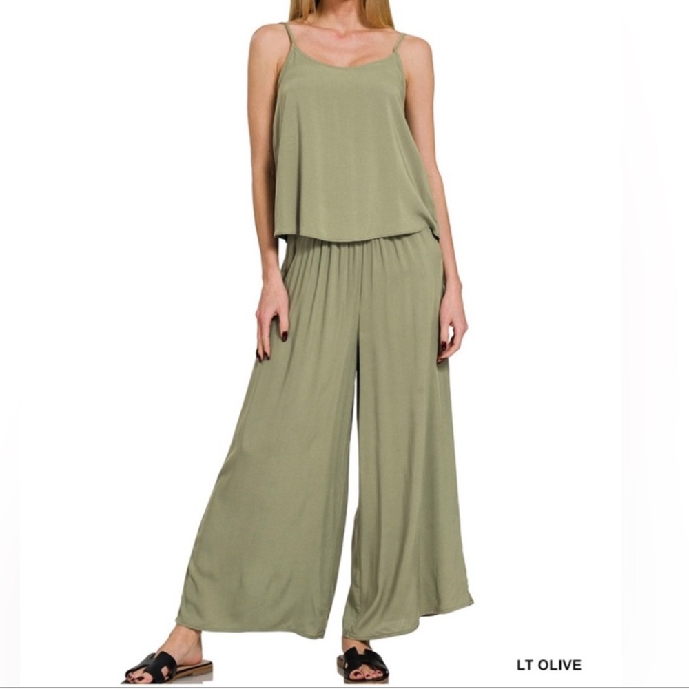 🟠NWT ZENANA Cami and Pants Set in Light Olive